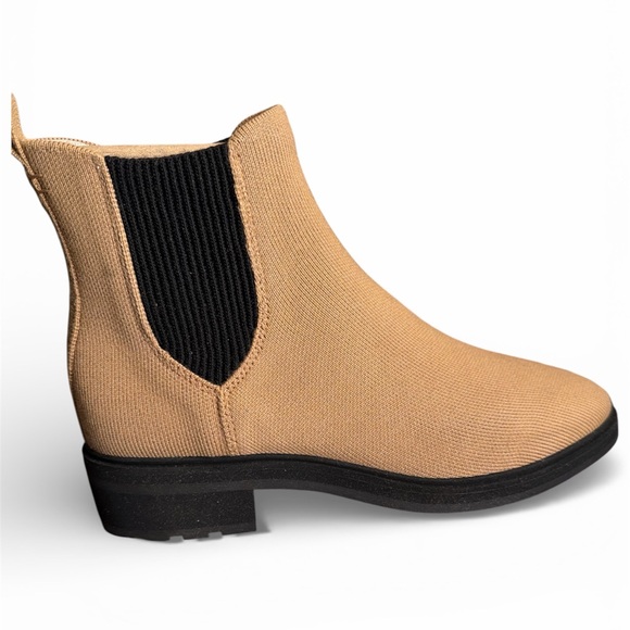 Rothy's Shoes - Rothy's The Lug Boot Chelsea Tan